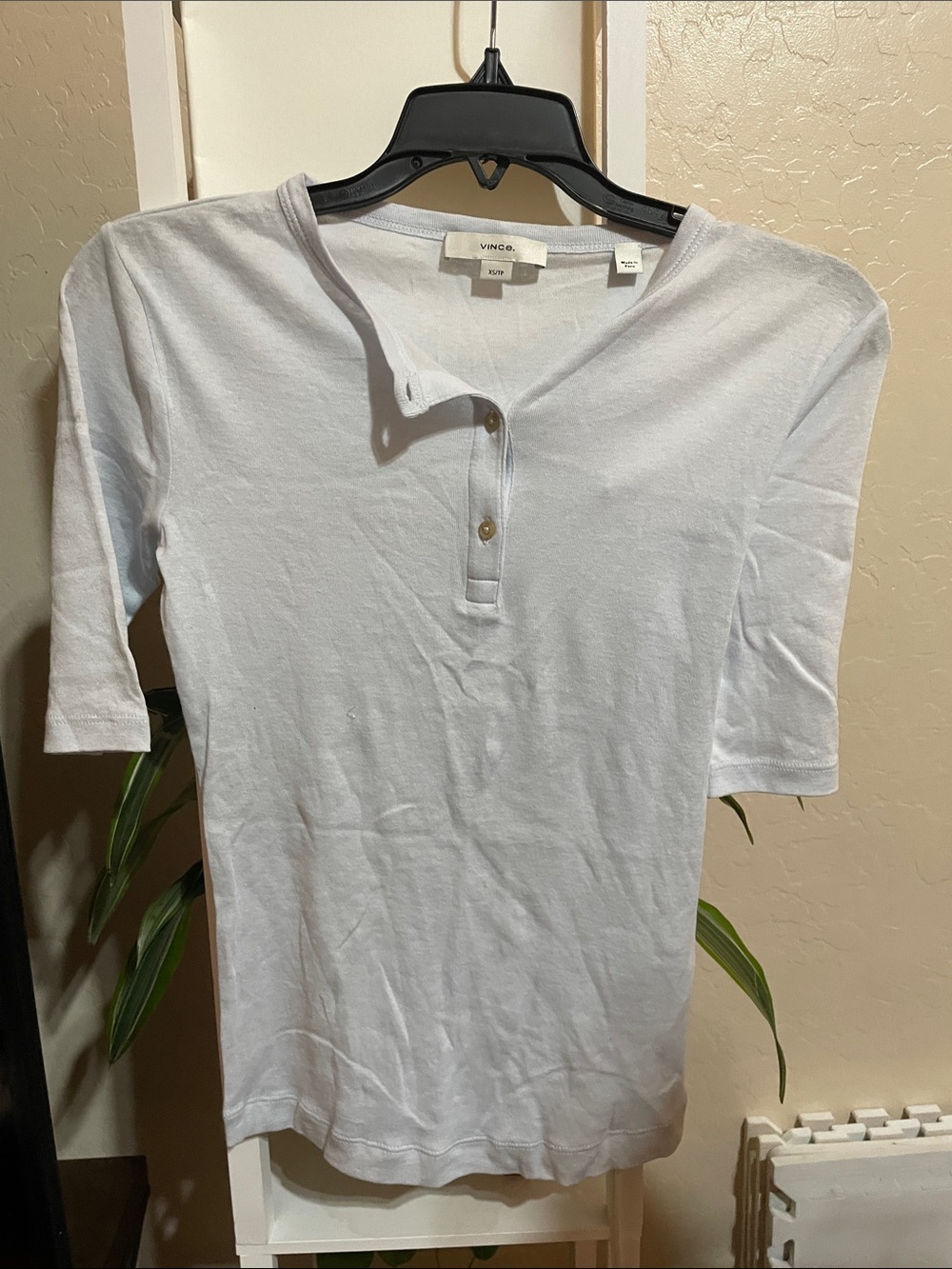 Vince Short Sleeve Henley Top in Blue
